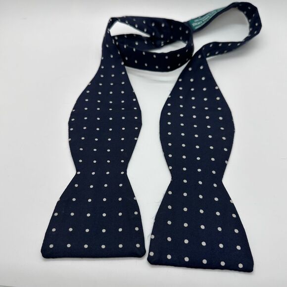 Beau Ties LTD 100% Italian Silk Stylish and Elegant Bow Tie Blue with White Dots - Picture 4 of 4
